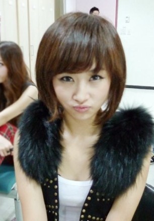 Nicole Jung KARA cute pretty short hair 2011